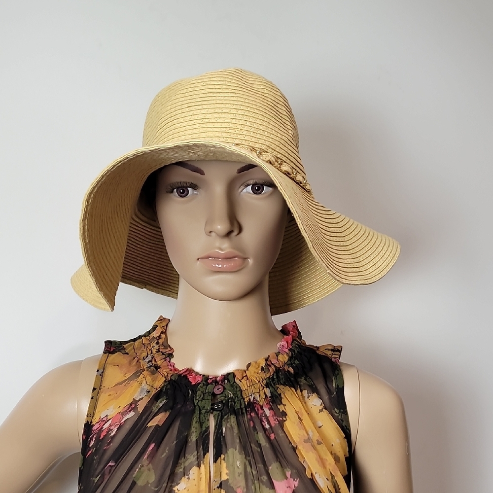 Tan Wide-Brimmed Sun Hat for Summer